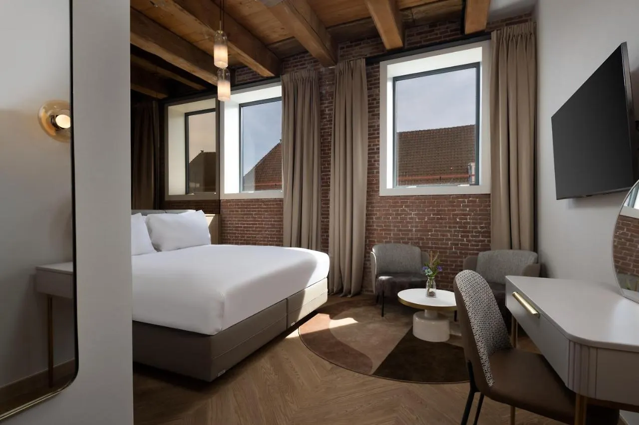Hotel Arsenaal Delft 4*,
